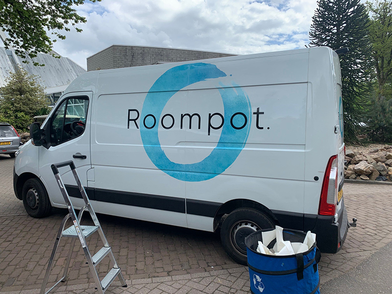 belettering wagenpark roompot