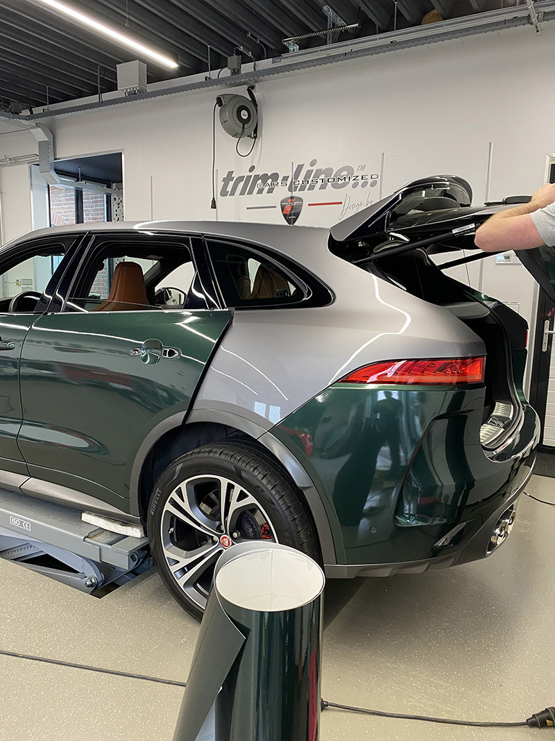 carwrap jaguar f-pace avery british racing green