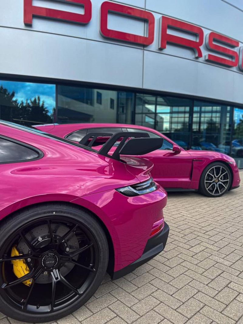 porsche gt3 roze blauw taycan ppf pu