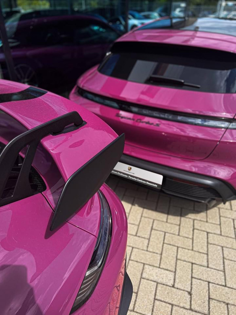 porsche gt3 roze blauw taycan ppf pu