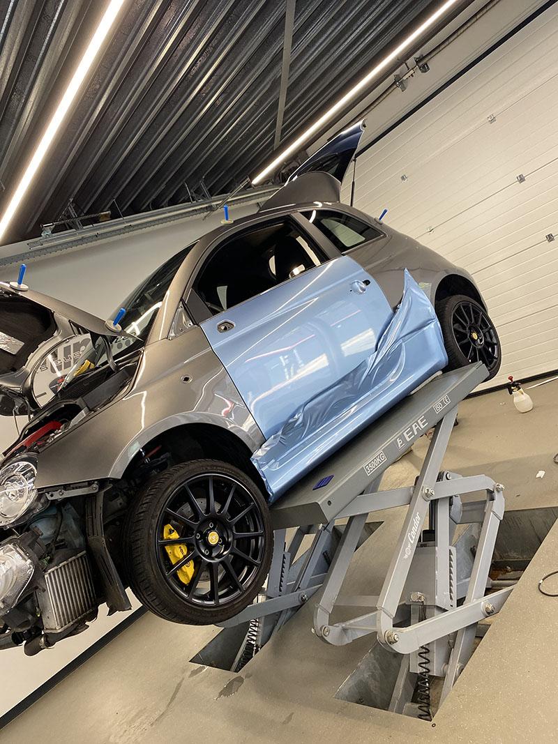 carwrap striping Abarth oracal dove blue metallic