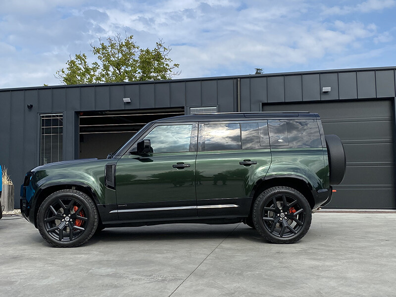 land rover defender 110 metallic midnight green inozetek carwrap