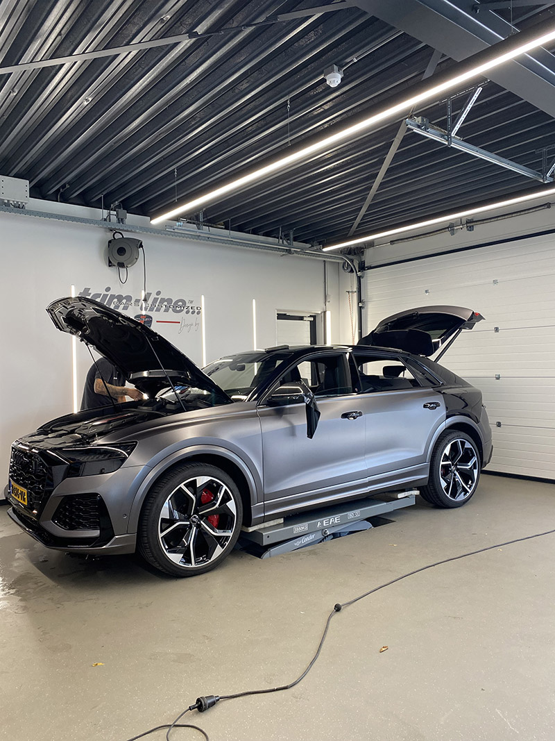 audi rsq8 satin dark grey 3m wrap stek carbon motorkap