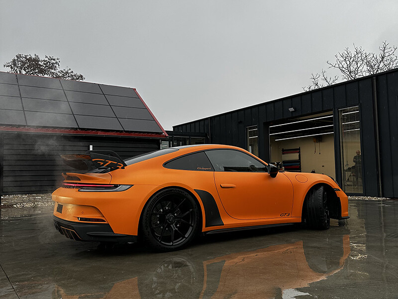 porsche 911 gt3 avery mat orange wrap trimline