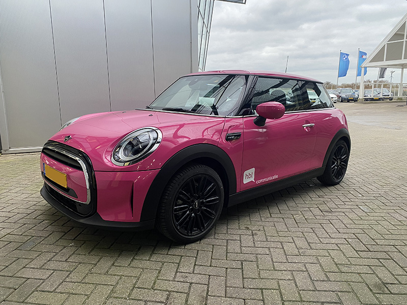 MINI Cooper wrap roze oracal telemagenta hbl communicatie hedin